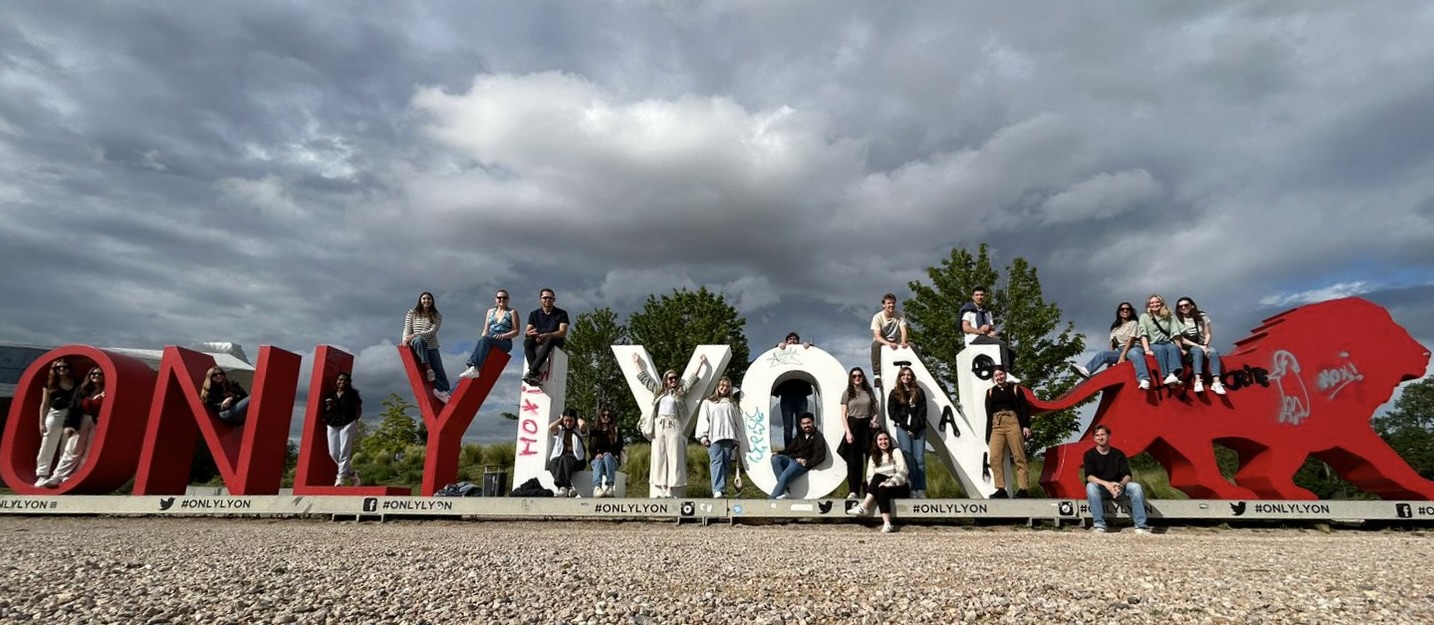Ava Flynn in France.